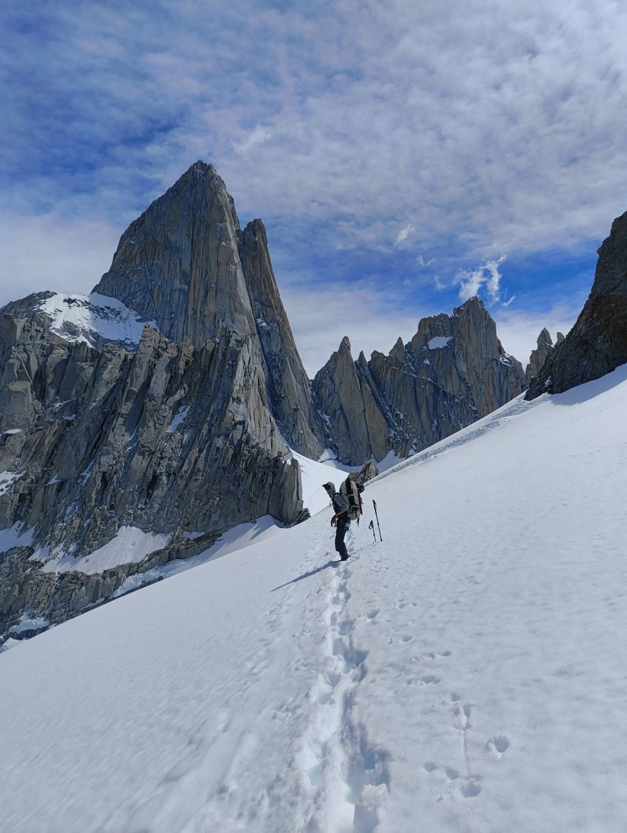 Aproximación en nieve bajo el Fitz Roy